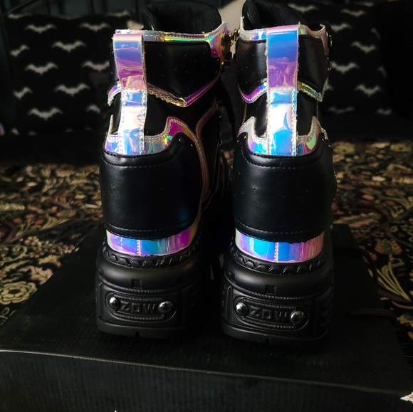 Anthony Wang Hologram Mangosteen Platform Sneaker - Picture 3 of 8